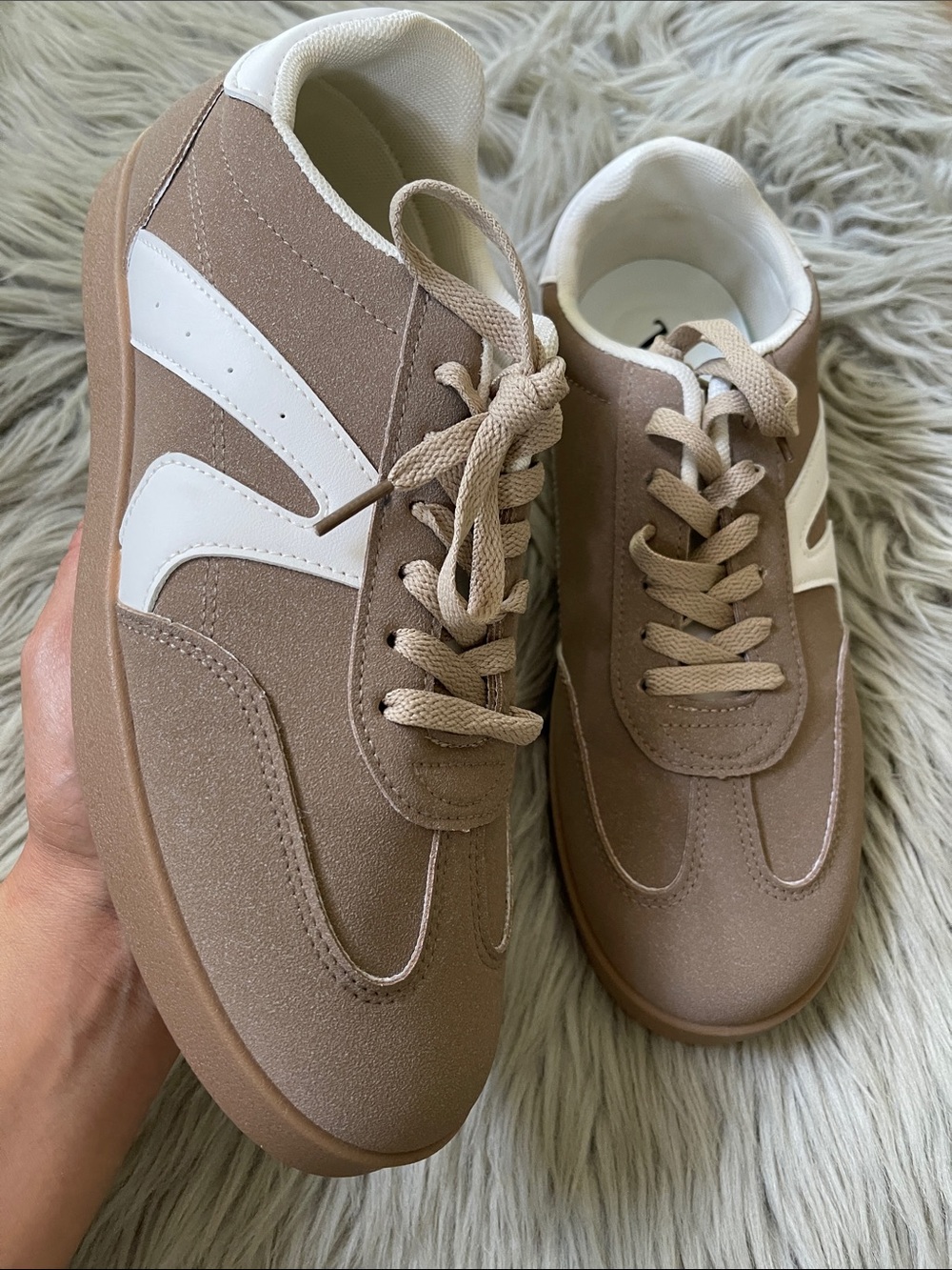 Very G Taupe and White Women's Sneakers
